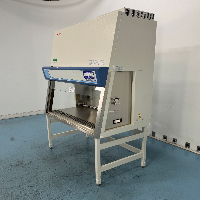 Thermo HERAsafe KS 4' Biosafety Cabinet image 1